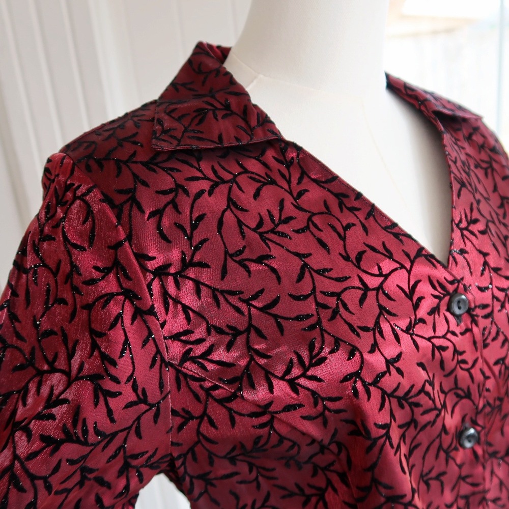 Womens Red Metallic Velvet Flocked Top Large Dark Fairy Whimsigoth Devilcore Y2K - Picture 2 of 6